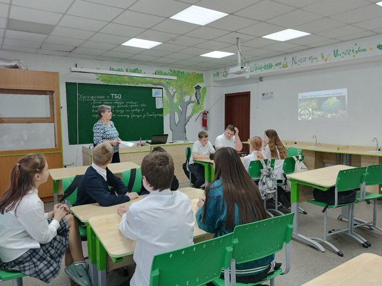 Экологические уроки. "Правила обращения с твердыми бытовыми отходами.".